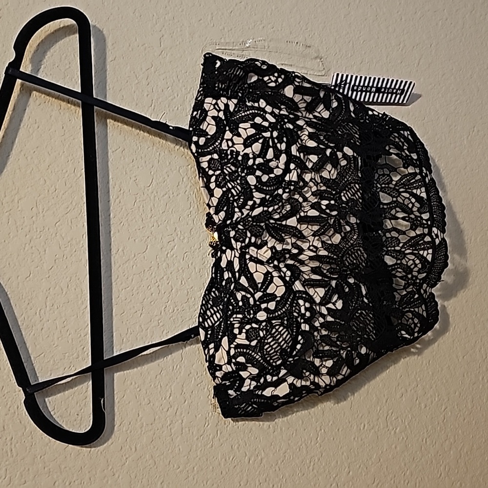NWT Lace Crop Top